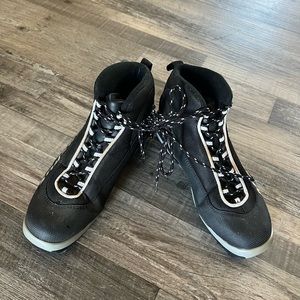 Madshuz Ski boots
